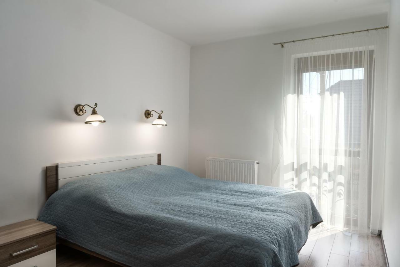 Raba Apartman Sárvár Buitenkant foto